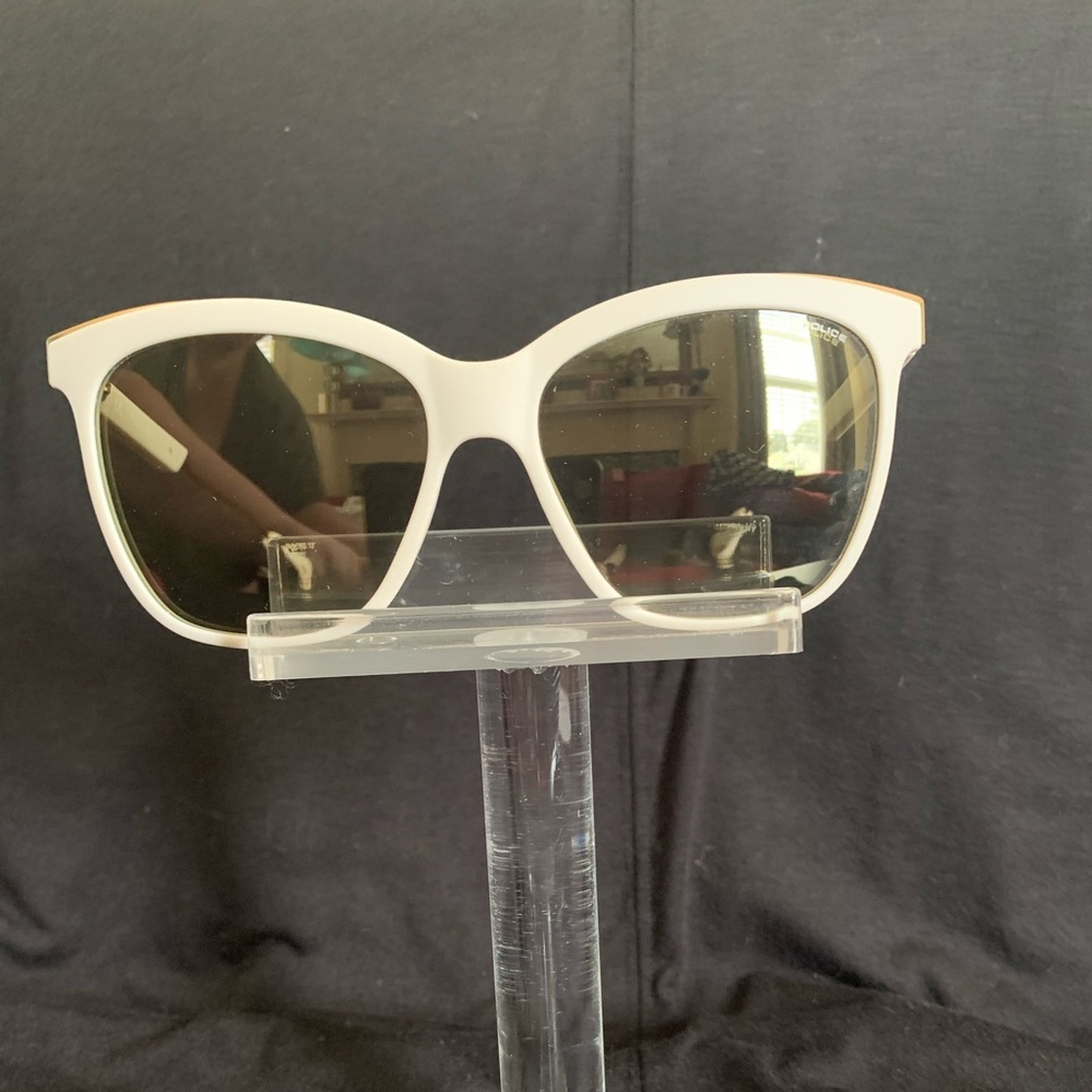 POLICE sunglasses